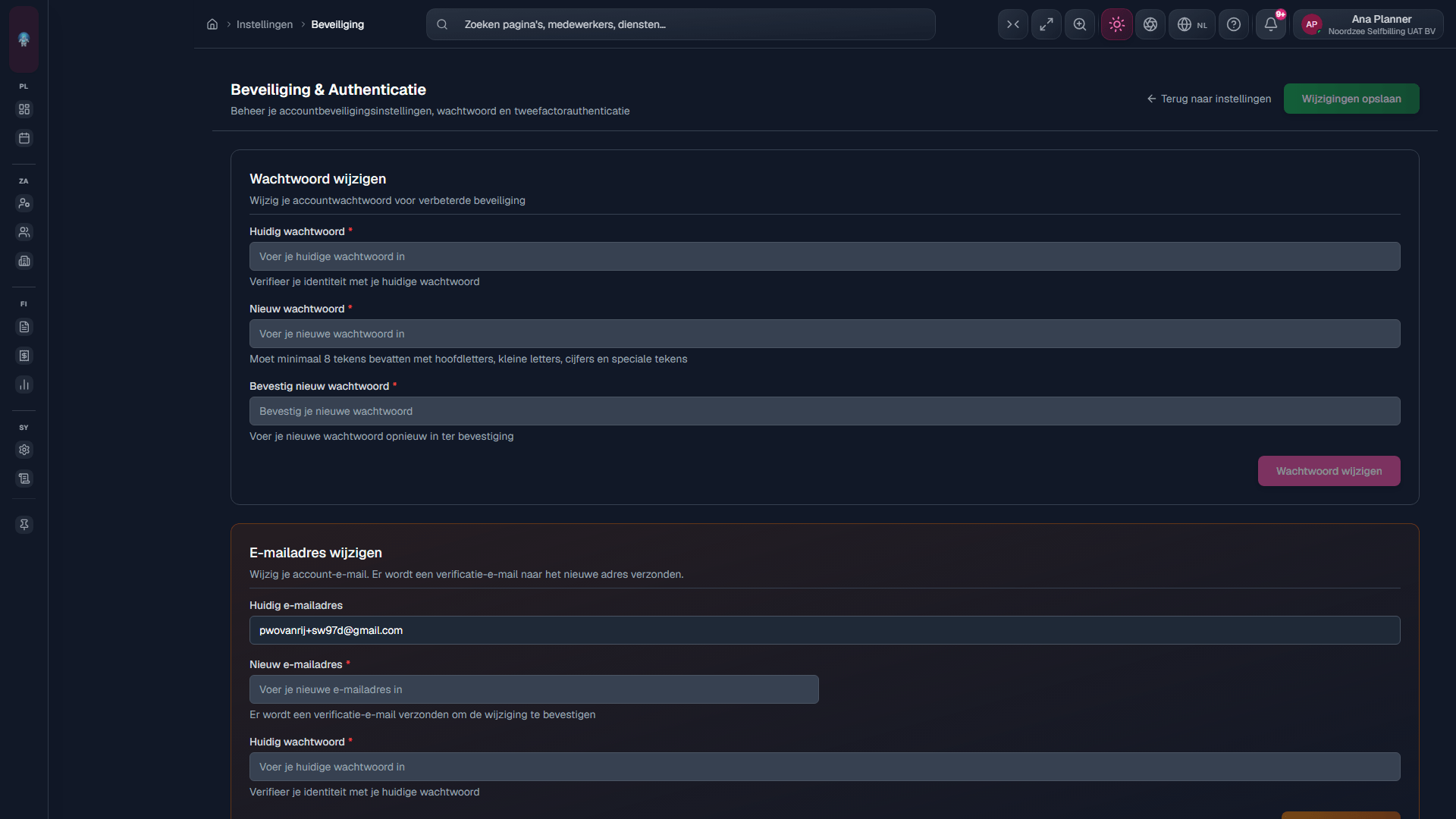 Beveiliging en authenticatie: wachtwoord, e-mail, MFA (/settings/security).